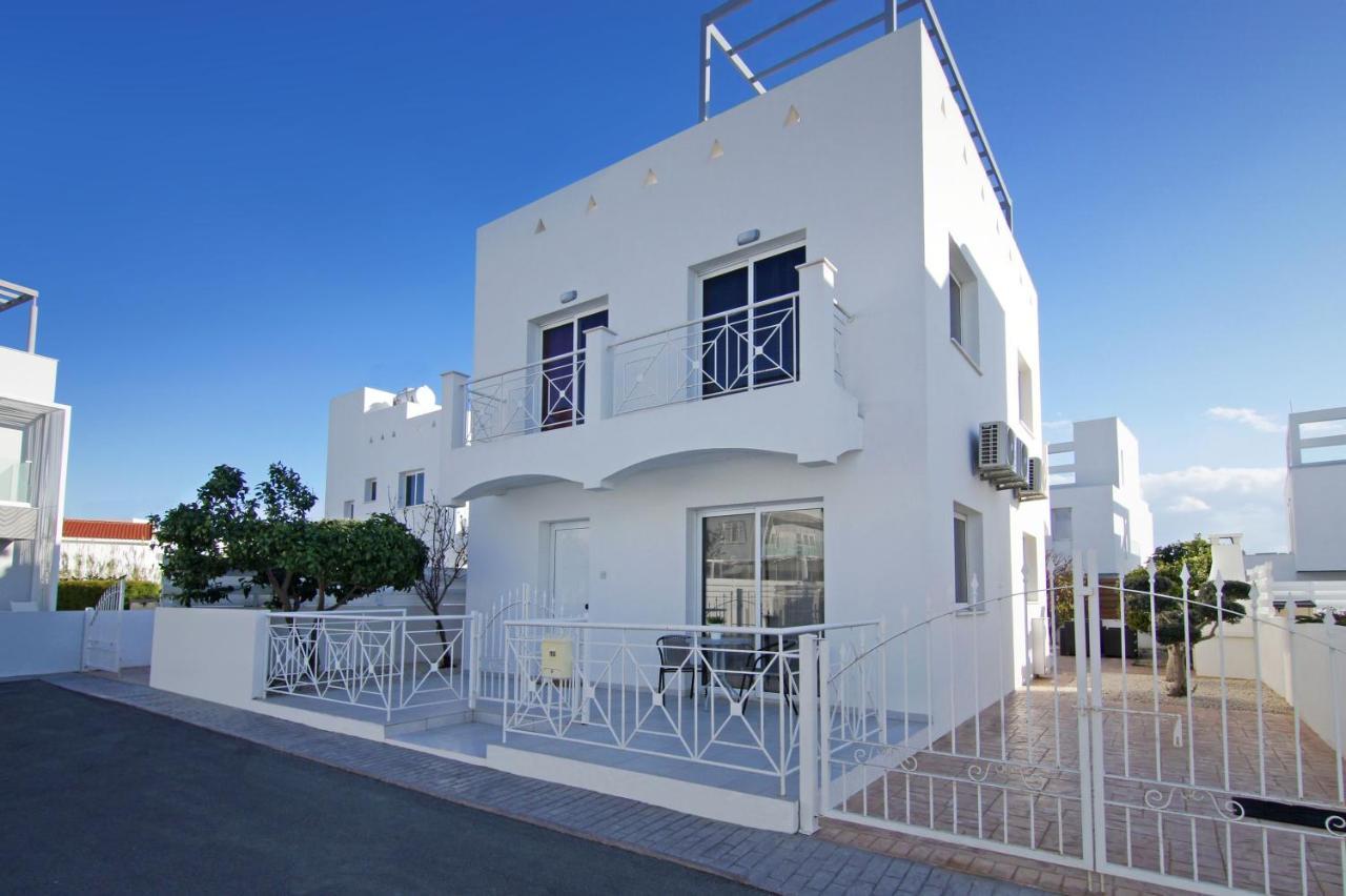 Villa Nissinia - Nissi Beach Area Ayia Napa Exterior photo